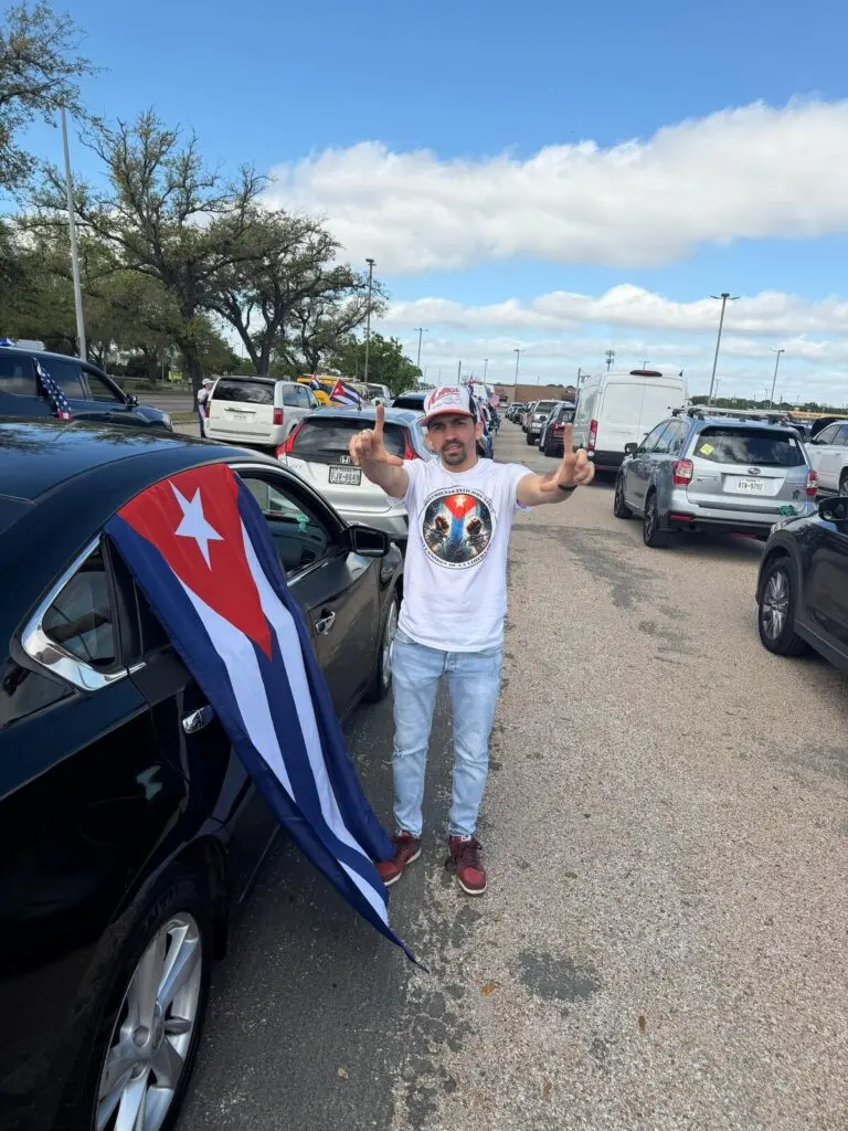 Caravan for a free Cuba
